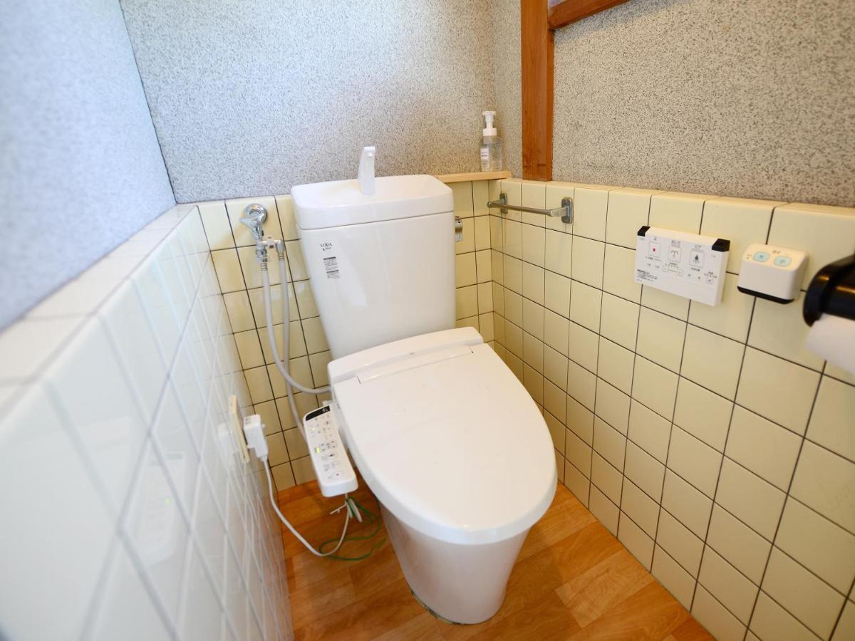 Haruno Guesthouse Kōchi Buitenkant foto